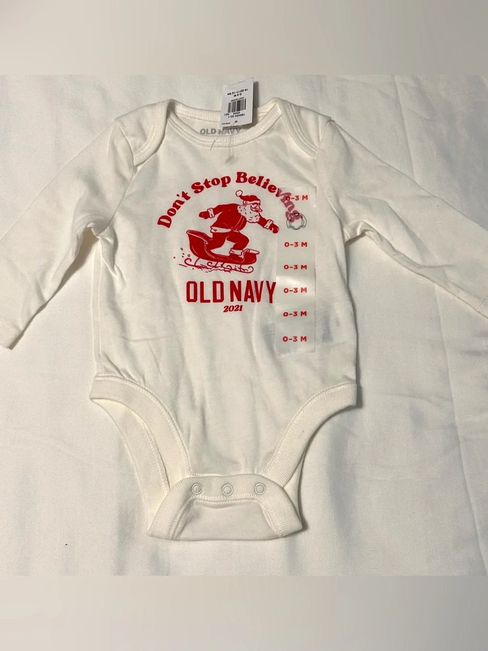 0-3 Month Red Baby Bodysuit Holiday Graphics Long Sleeve 5 Pieces NEW & Like New